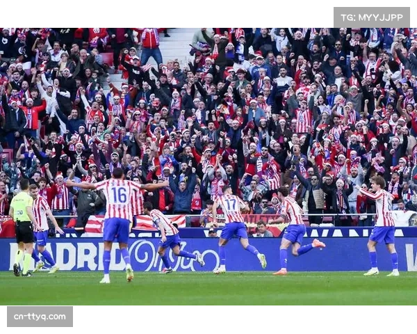 马竞vs巴萨VAR争议：马丁红牌改判黄牌引发西蒙尼暴怒